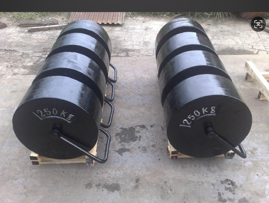 OIML قياسية قابلة للتراكم 250kg M1 الوزن اختبار الوزن المعايرة الحديدية الصب للرافعة
