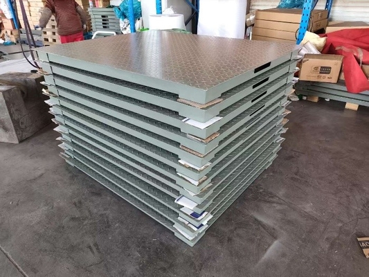3T-5T الحمل المسموح به نطاق أرضية الفولاذ الخفيف 0.9x1.5m للتطبيقات الصناعية